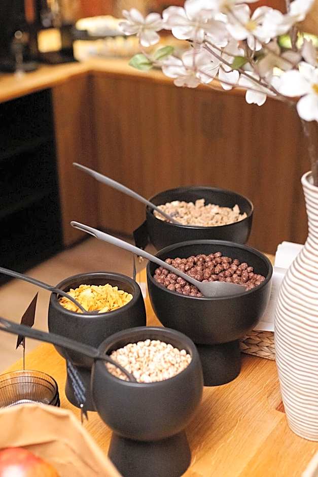 Samantta Hotel & Restaurant