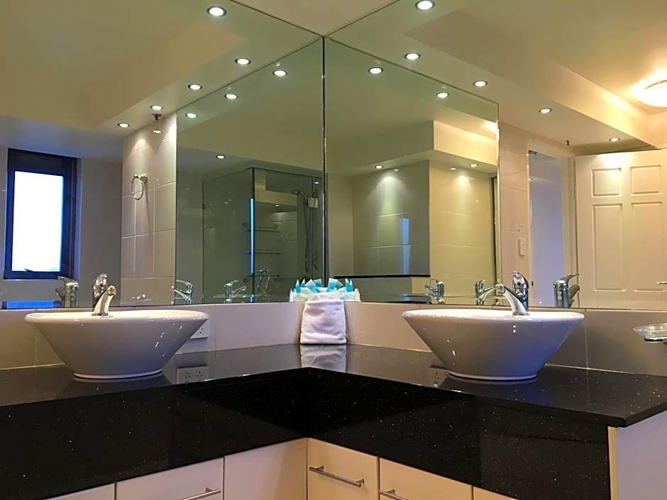 Surfers Century Oceanside Apartments