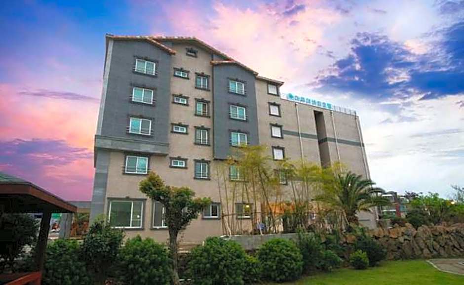 Seongsan Aqua Beach Hotel