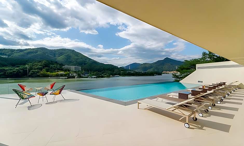 Gapyeong Hotel Suiteian