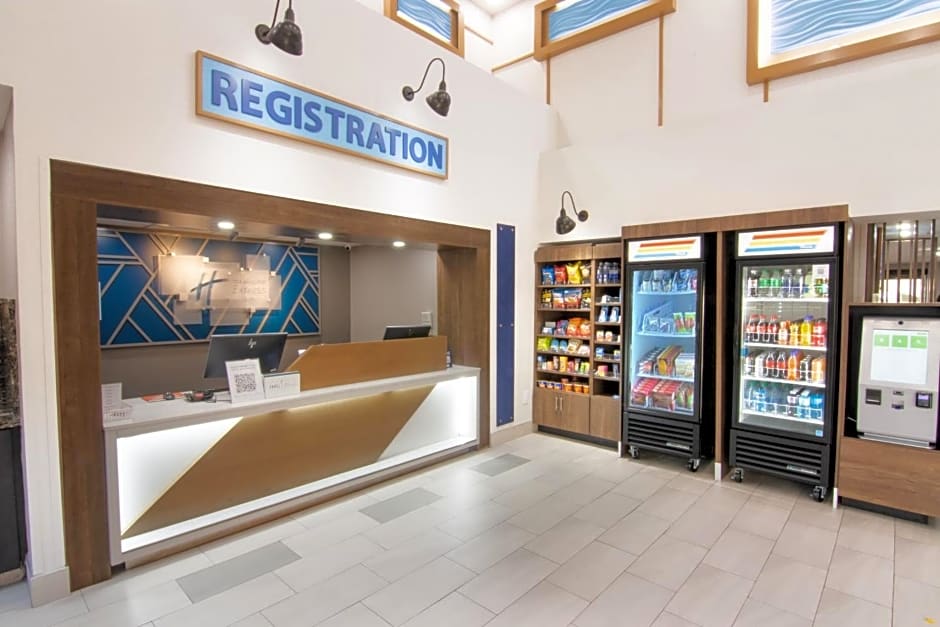 Holiday Inn Express and Suites Fort Lauderdale Airport West By IHG