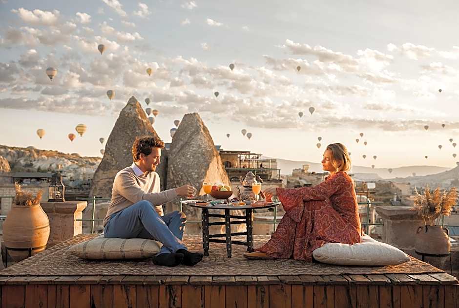 Sultan Cave Suites