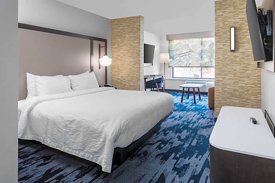 Fairfield Inn and Suites by Marriott Springfield Enfield