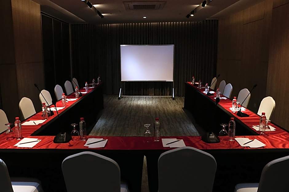 Red Hotel Cubao, Quezon City