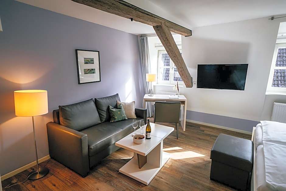 Weinbar & Gästehaus Himmelstoss