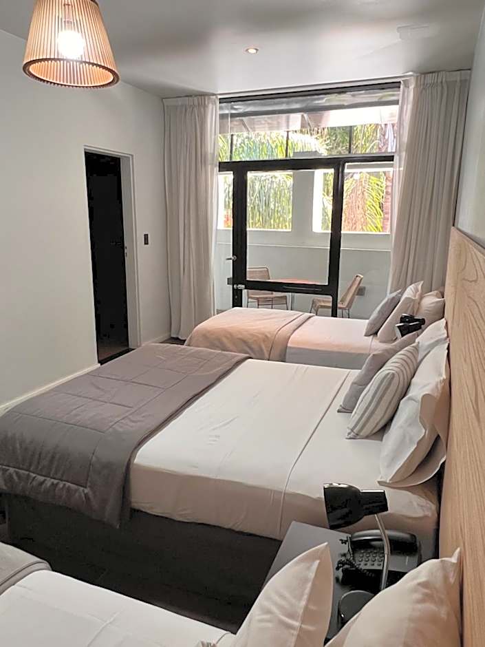 5411 Soho Hotel