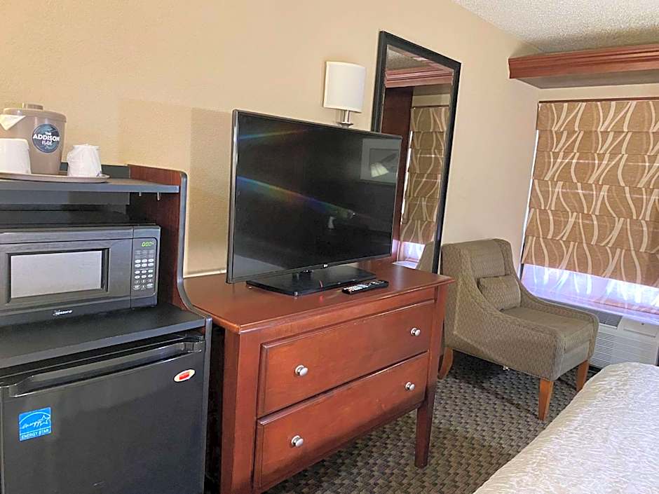 The Addison Hotel, SureStay Collection by Best Western