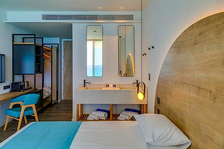 Flamingo Paradise Beach Hotel - Adults Only