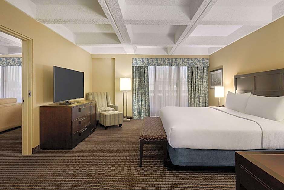 Wyndham Edmonton Hotel and Conference Centre