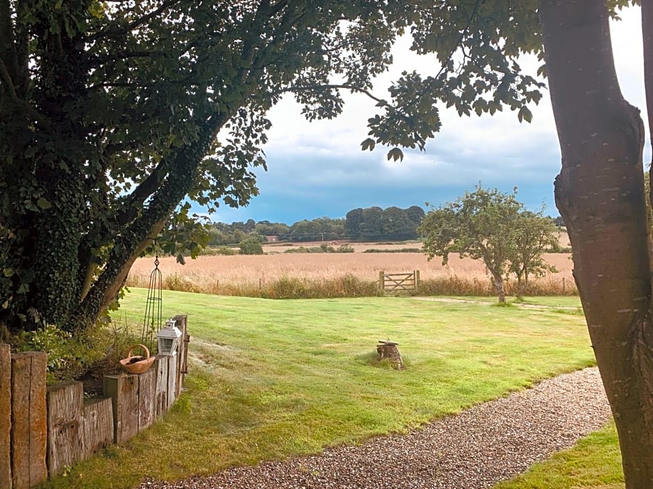 Farmhouse studio near Shrewsbury