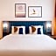 D8 Hotel
