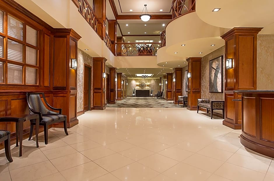 Crowne Plaza Knoxville Downtown University by IHG