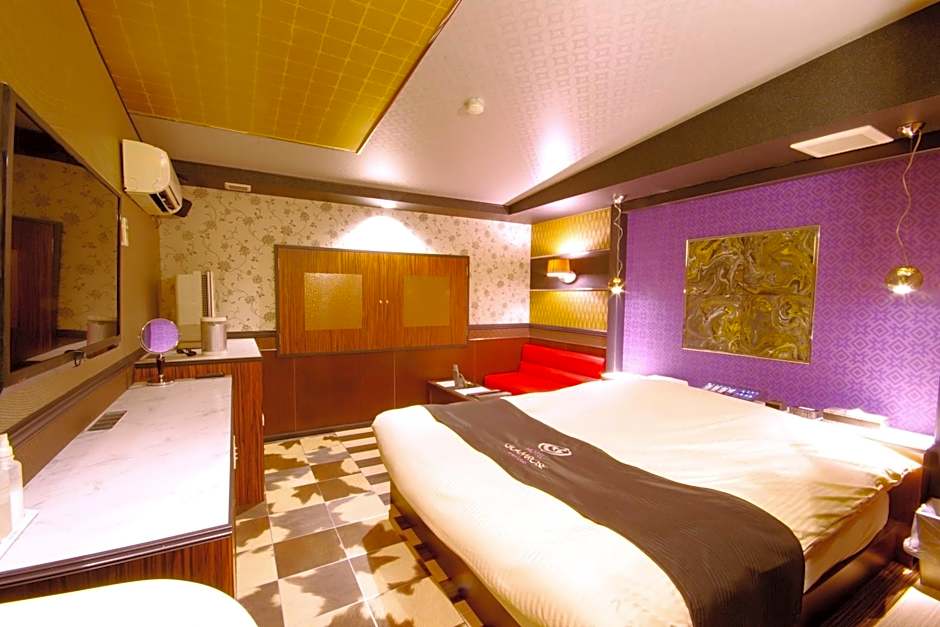 GLAMROSE -Adult Only Motel-