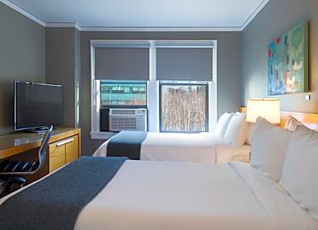 Max Double Room with Two Double Beds