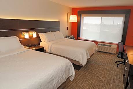 Standard Queen Room with Two Queen Beds