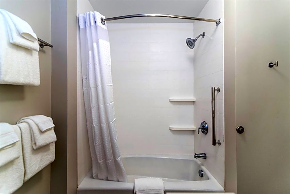 Holiday Inn Express And Suites Allen Park By IHG