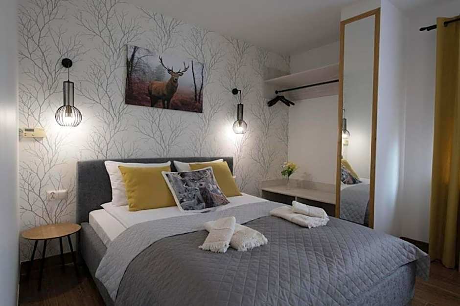 Biały Jeleń z basenem i jacuzzi