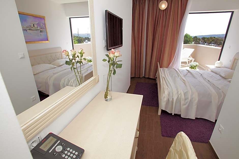Hotel Bellevue Trogir