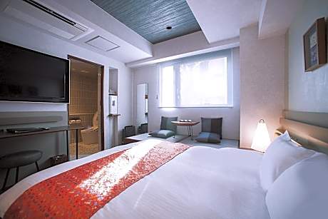 Queen Suite