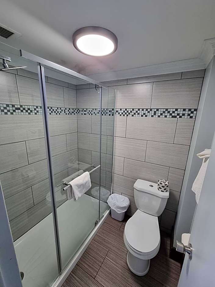 Travelodge by Wyndham Trois-Rivieres