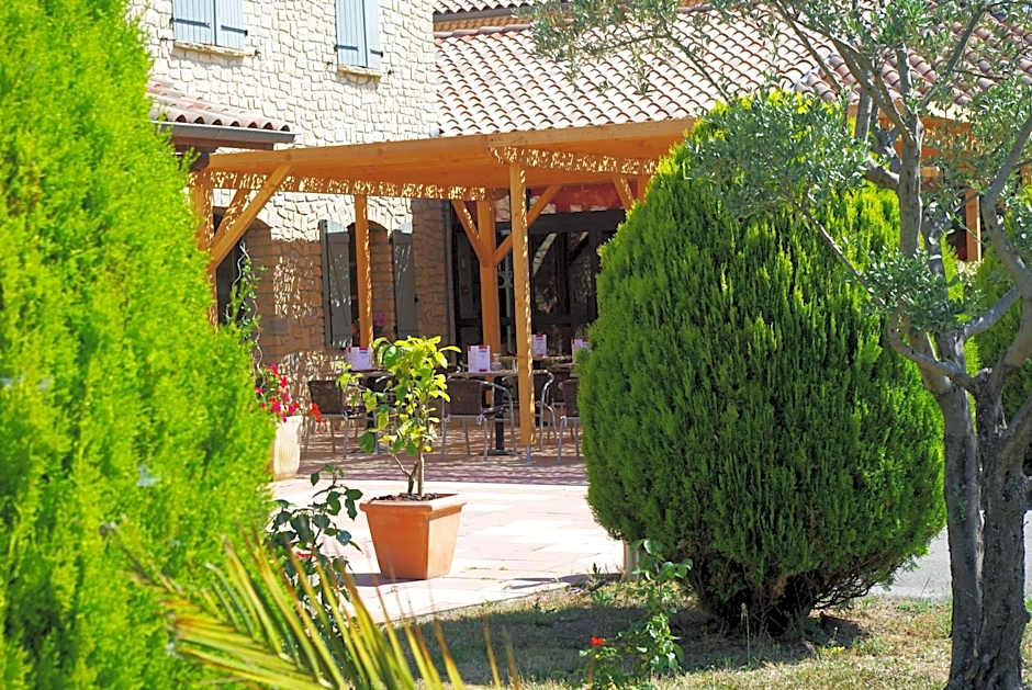 Logis Hôtel Restaurant Le Mas de Mon Père