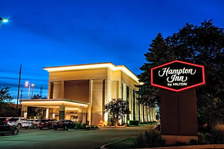 Hampton Inn Milwaukee Northwest