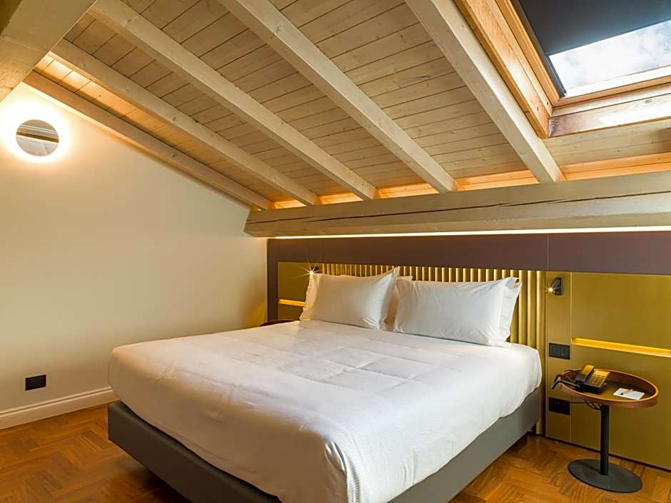 UNA HOTELS One Catania