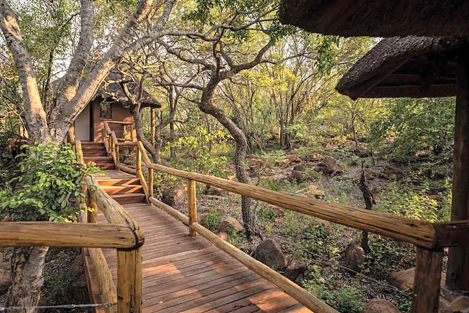 Tshwene Lodge
