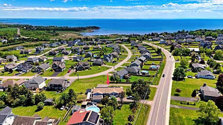 Lee's Ocean Peek B & B