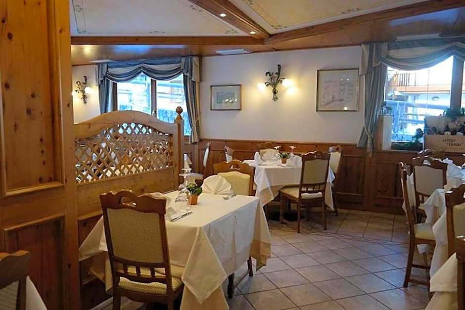 HOTEL VILLA AURORA