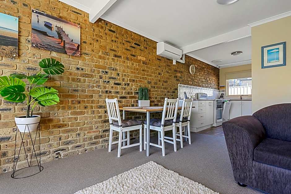 Lakeside Holiday Apartments Merimbula