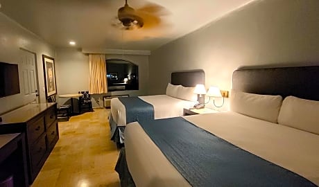 Deluxe Room Pool View 2 Queen Beds