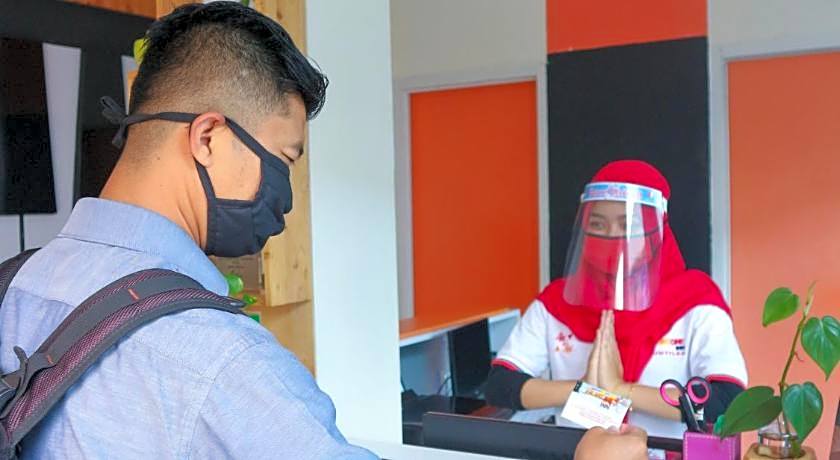 Front One Inn Muntilan