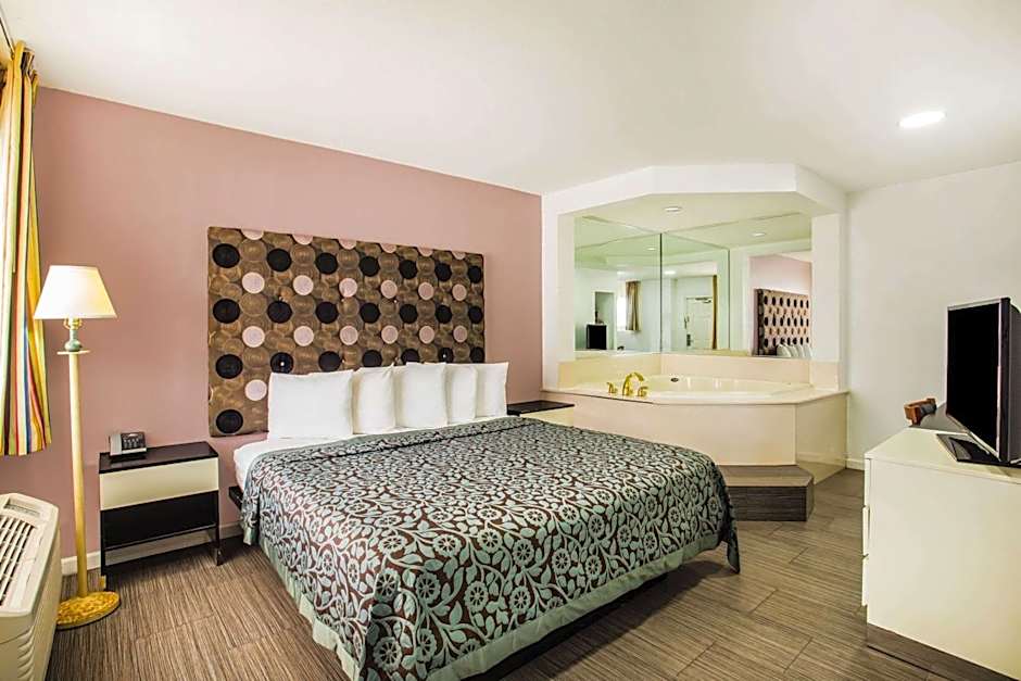 Arya Blu Inn and Suites