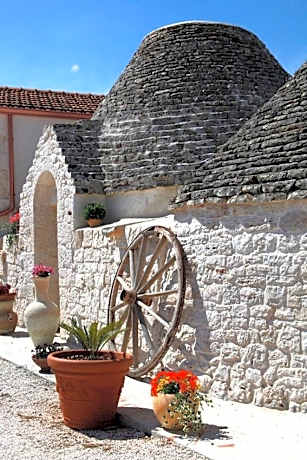Trullo (2 Adults)