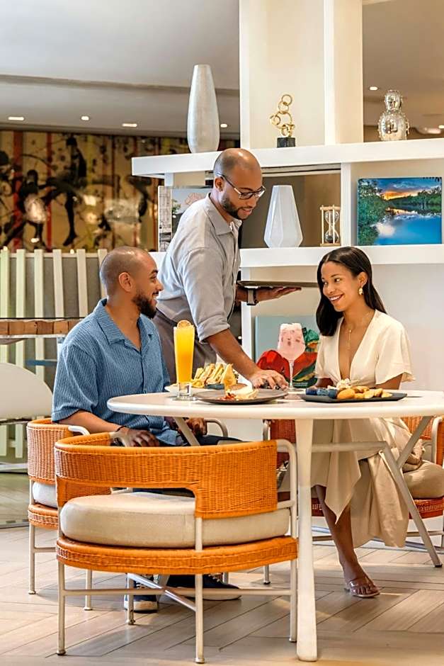 Renaissance Santo Domingo Jaragua Hotel & Casino