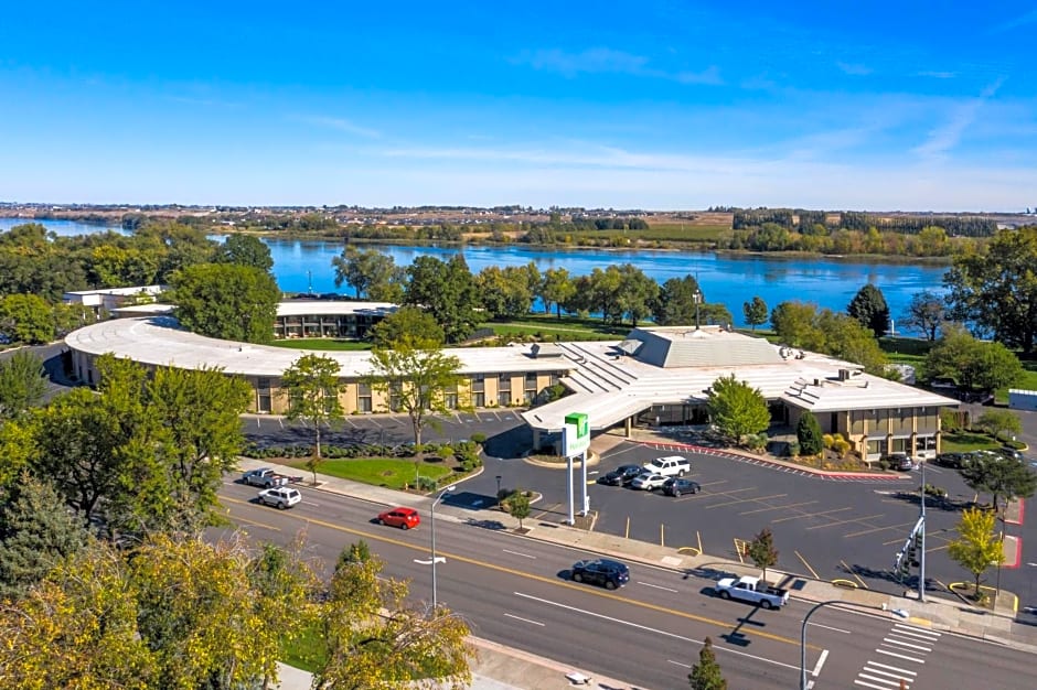 Holiday Inn Richland on the River