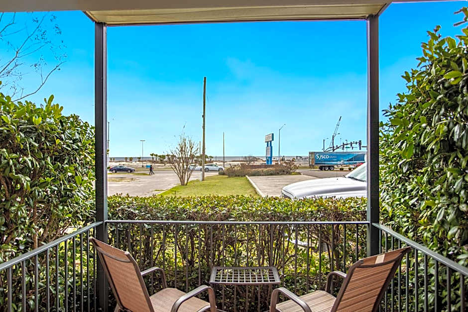 Edgewater Inn - Biloxi Beach