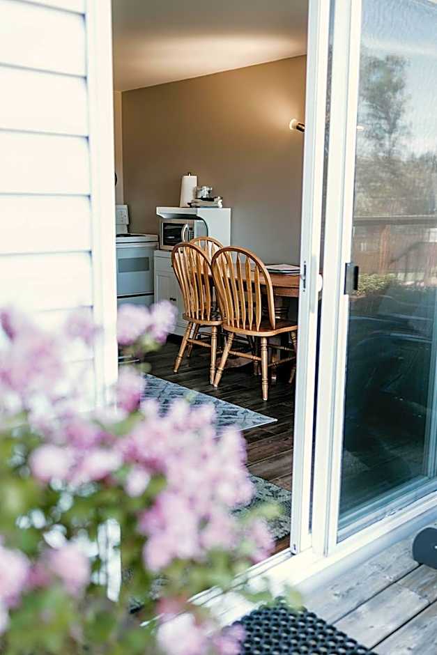 Page's Inn on Silva Bay