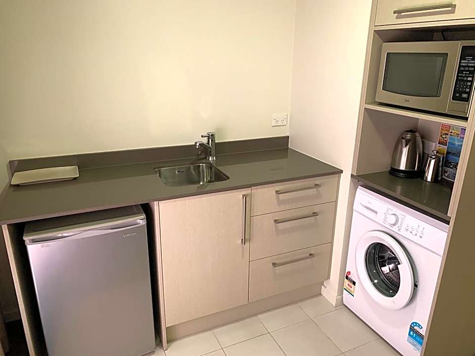 Salerno Motel Apartments