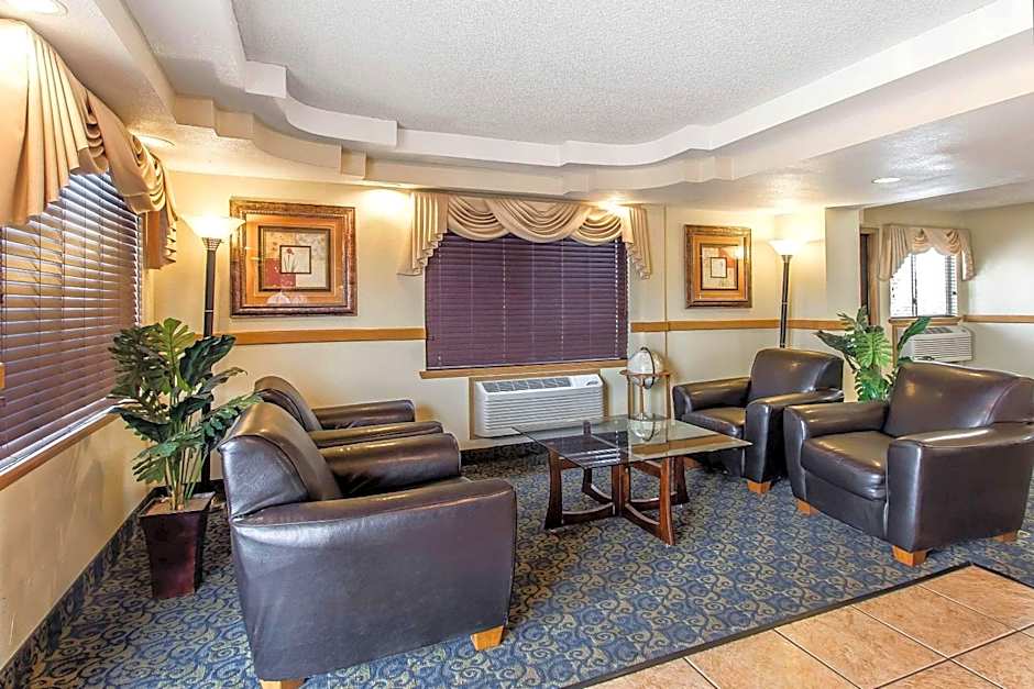 Brentwood Inn Clinton