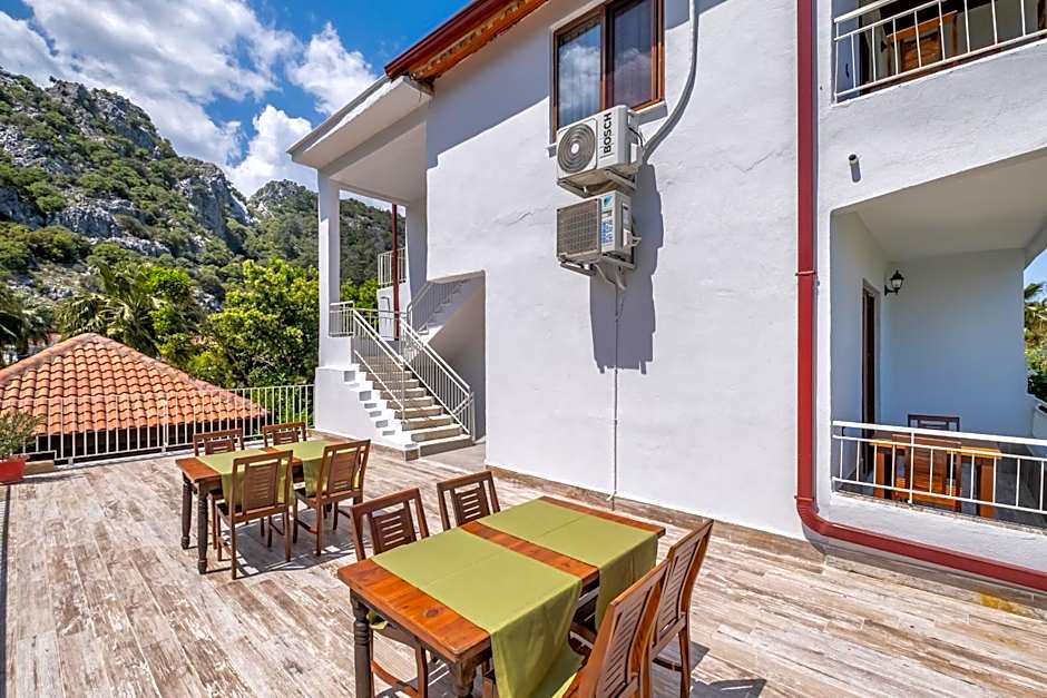 Ayris Hotel Çıralı