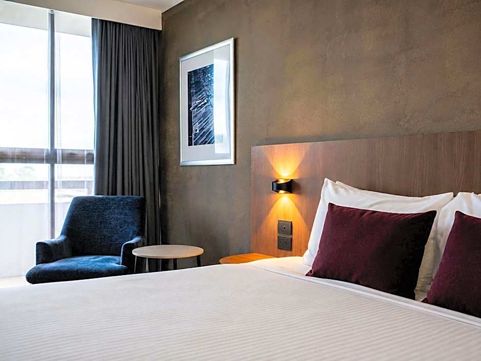 Mercure Sydney St Leonards