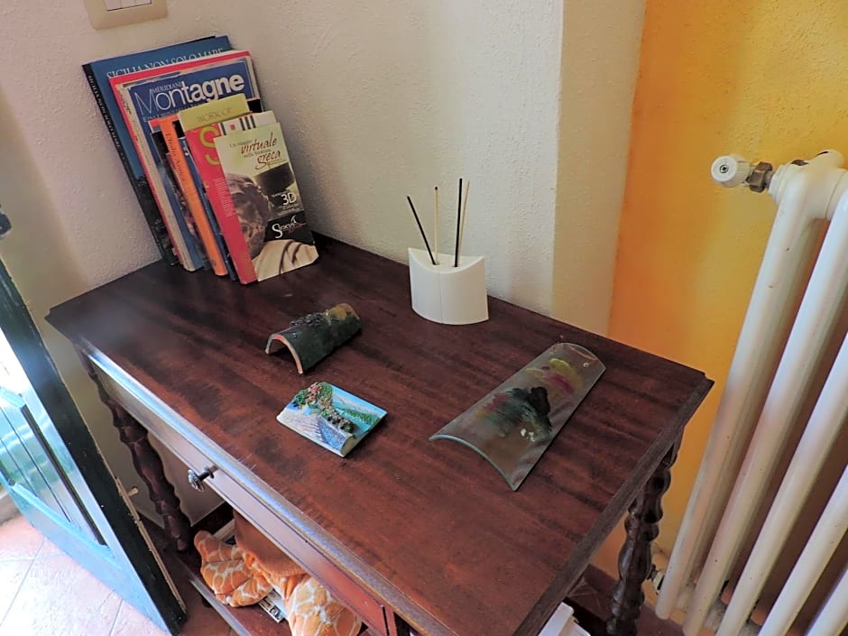 Etna Hiking B&B – Trecastagni, CA