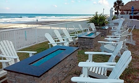 Emerald Shores Hotel