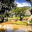 Caracal Lodge