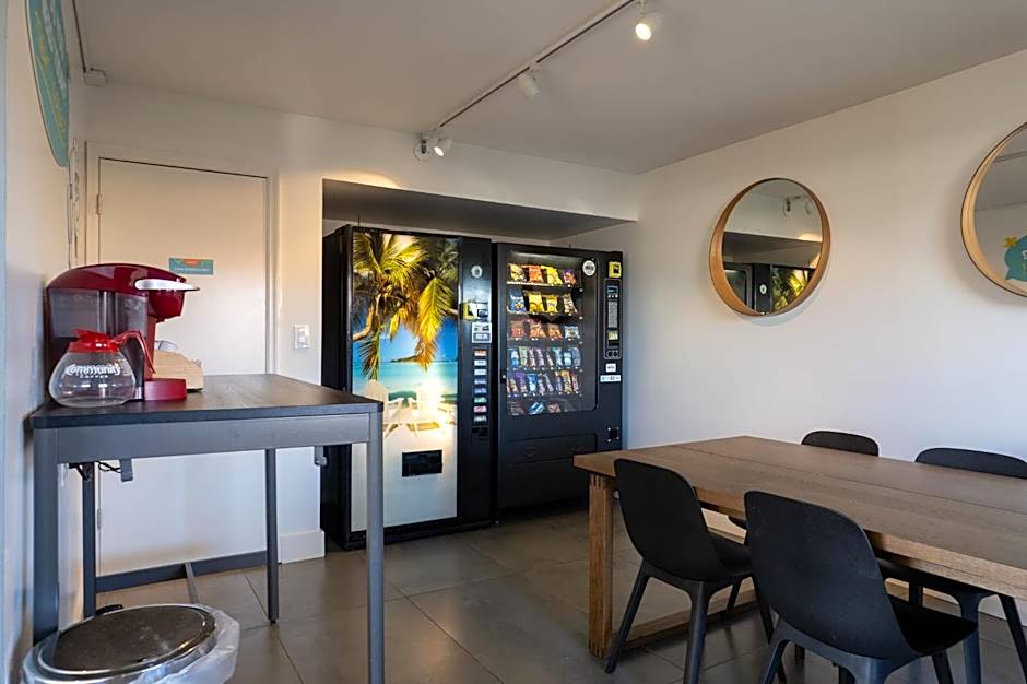 Impeccably cozy hotel room Developer Inn Express