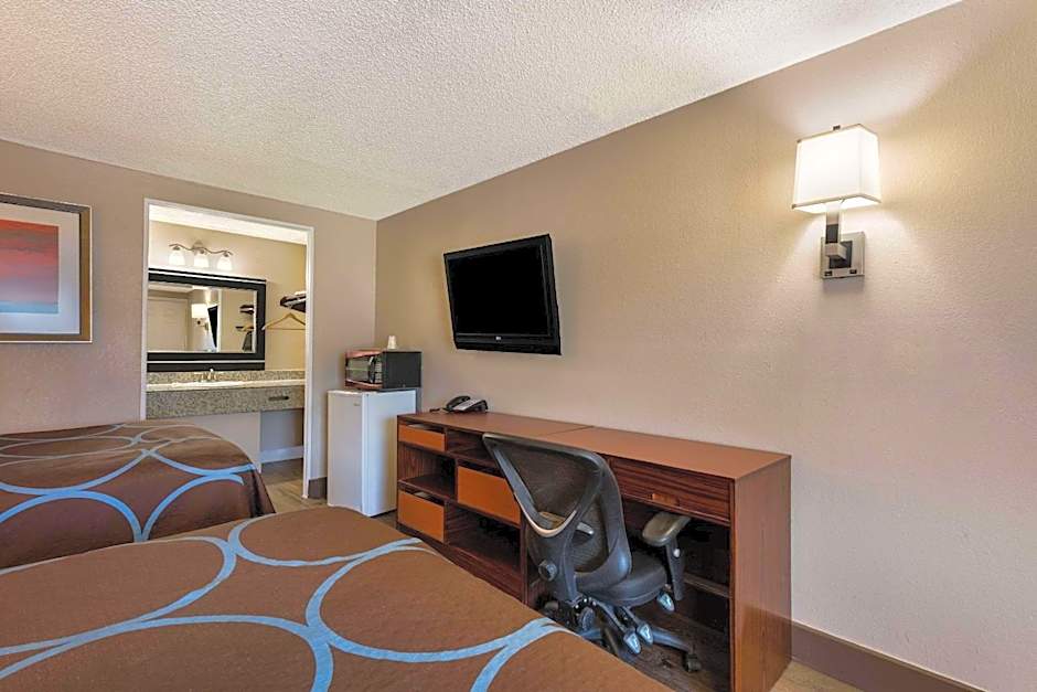 Rodeway Inn Charlotte Airport Area