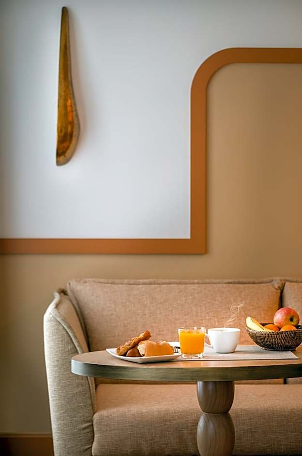 Hotel Monna Lisa Champs Elysees