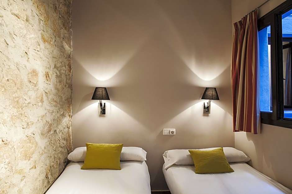 Ainb Las Ramblas-Guardia Apartments